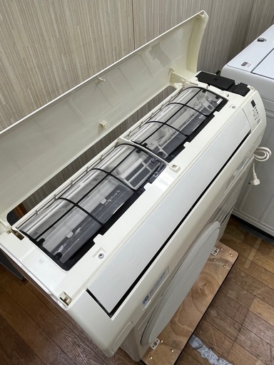 激安エアコン!!  DAIKIN 2013年 6畳〜  AN22PES/AR22PES