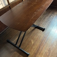 ダイニングテーブル　高さ調節可の画像