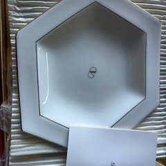 Valentino Garavani六角お皿未使用品の画像