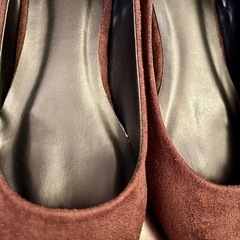 低反発スエードローヒールパンプス[zr642]の画像