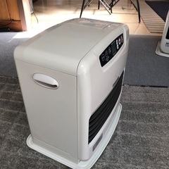 石油ファンヒーター(58)   ダイニチ  5Lタンク FW-4220S  2021年製 超お勧め品の画像