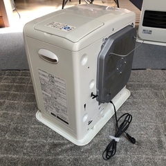 石油ファンヒーター(58)   ダイニチ  5Lタンク FW-4220S  2021年製 超お勧め品の画像
