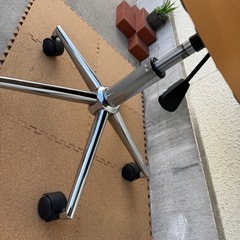 オフィスチェア（商品番号13982）の画像