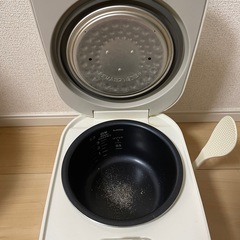 0円　タイガー　炊飯器３合炊の画像