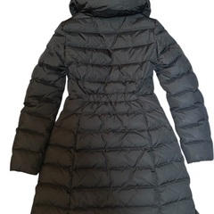 モンクレール　フラメッテ　ダウン　黒の画像