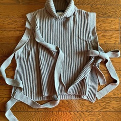 【美品】DRESSLAVE ドレスレイブ　レディース タートルネック ニット セーター 38サイズ Mサイズ トップス ベストモックネックの画像