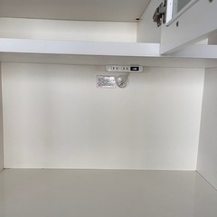 食器棚の画像