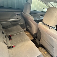 プリウスα 内装追加用の画像