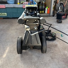 油圧式100v薪割り機
の画像