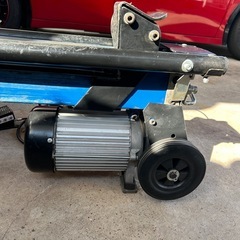 油圧式100v薪割り機
の画像