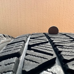 スタッドレスタイヤの画像