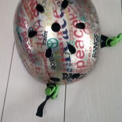 子供 ヘルメットの画像