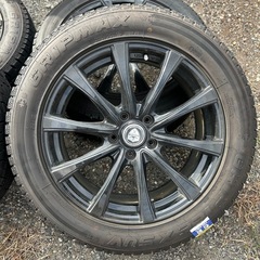 美品　バリ山　1シーズンのみ使用　225/55R18 スタッドレス　４本の画像