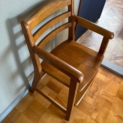 子供用　ダイニングチェアの画像
