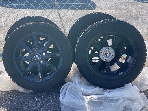 【決定済み】
YOKOHAMA ice GUARD6スタッドレスタイヤ　4本　 ホイール付き　165/65R15
