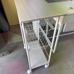 ニトリ　隙間ワゴン　ワゴン　棚　　キッチンカートの画像