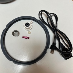 アイリスオーヤマ （IRIS OHYAMA）のストアを表示   アイリスオーヤマ 電気圧力鍋 圧力鍋 3L 3~4人用 ホワイト PC-MA3-W の画像