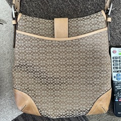 値下げ　コーチショルダー格安の画像