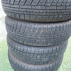 ヨコハマスタッドレスタイヤ 4本セット 155/65R14 冬タイヤの画像