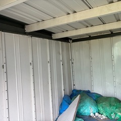 イナバ物置の画像