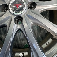 スタッドレスタイヤの画像