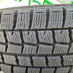 スタッドレスタイヤの画像