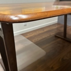 ダイニングテーブル　の画像