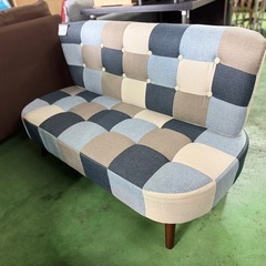 ブルーのパッチワークがオシャレ！2人がけソファー（商品番号14533）の画像