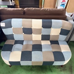 ブルーのパッチワークがオシャレ！2人がけソファー（商品番号14533）の画像