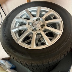 スタッドレスタイヤ4本の画像