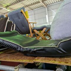 ジャングル×2和泉大型良品館 座椅子【R255】の画像