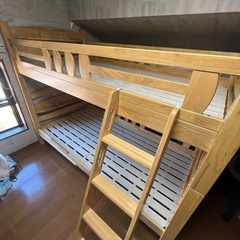 ０円。引き取り限定。まだまだ使える2段ベッドの画像