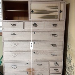 写真更新しました。 箪笥　①二段を分かれますよ、古民家風のインテリアにいかがでしょか　の画像