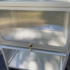 スチールキャビネットの画像