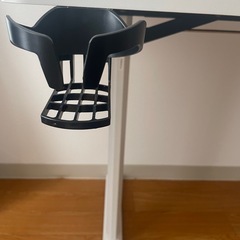 昇降式デスクの画像