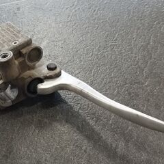 フロントブレーキマスターシリンダー　□　アクシストリート　SE53Jの画像