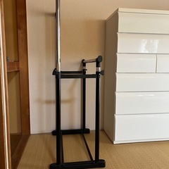 【11/16.11/18引取り限定】ハンガーラックの画像