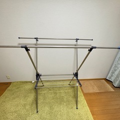 室内物干しの画像