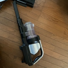 お問合せ多数の為、受付停止致します。 充電式サイクロンスティッククリーナー　フロアヘッド無しの画像