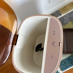 猫の自動給餌器の画像