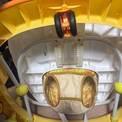 ベビーソファ & Combi 歩行器セットの画像