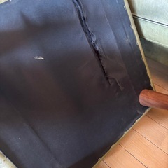 木製フレーム合皮三人がけソファー(オットマン付き)の画像