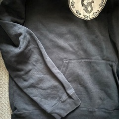 トレーナー　黒　レディースの画像