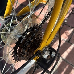 折り畳み自転車の画像