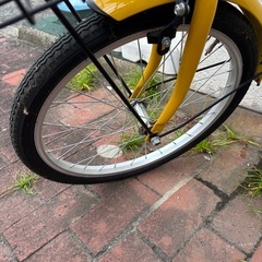 折り畳み自転車の画像