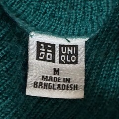 UNIQLO レディース　毛100% タートルネックセーター　青緑色の画像