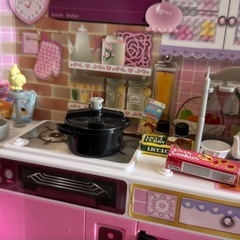 リカちゃん レンジでチーン♪ ひろびろキッチン
の画像