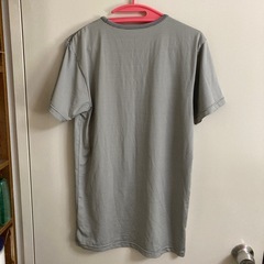 ユニクロの多分アンダーシャツMの画像