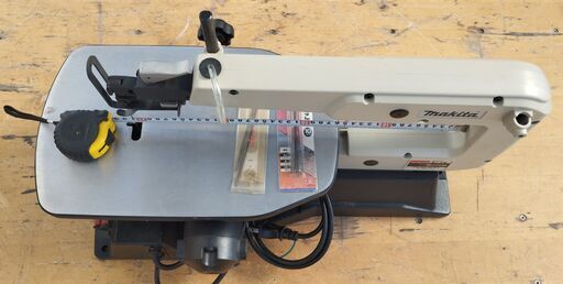 現行新古品 MAKITA 400mm 糸鋸盤 MSJ401