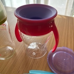 ベビー用品　哺乳瓶　マグカップ　お弁当箱 の画像